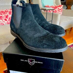 Black Brown men’s suede boots
